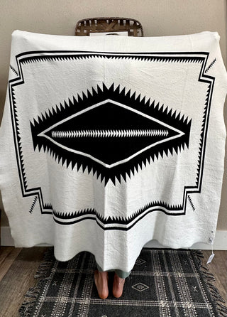 The Cozy Aztec Blanket